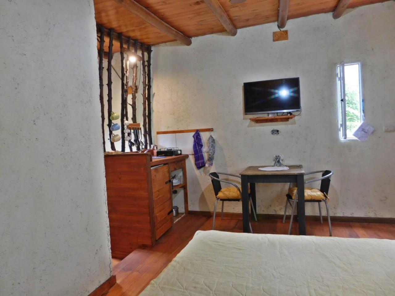 Las Acacias Refugio De Descanso Otel La Falda Dış mekan fotoğraf